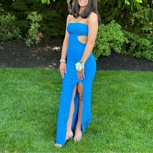 Elegant Blue Strapless Maxi Dress
